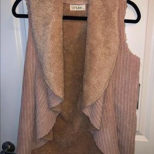 Lizard Thicket Vest